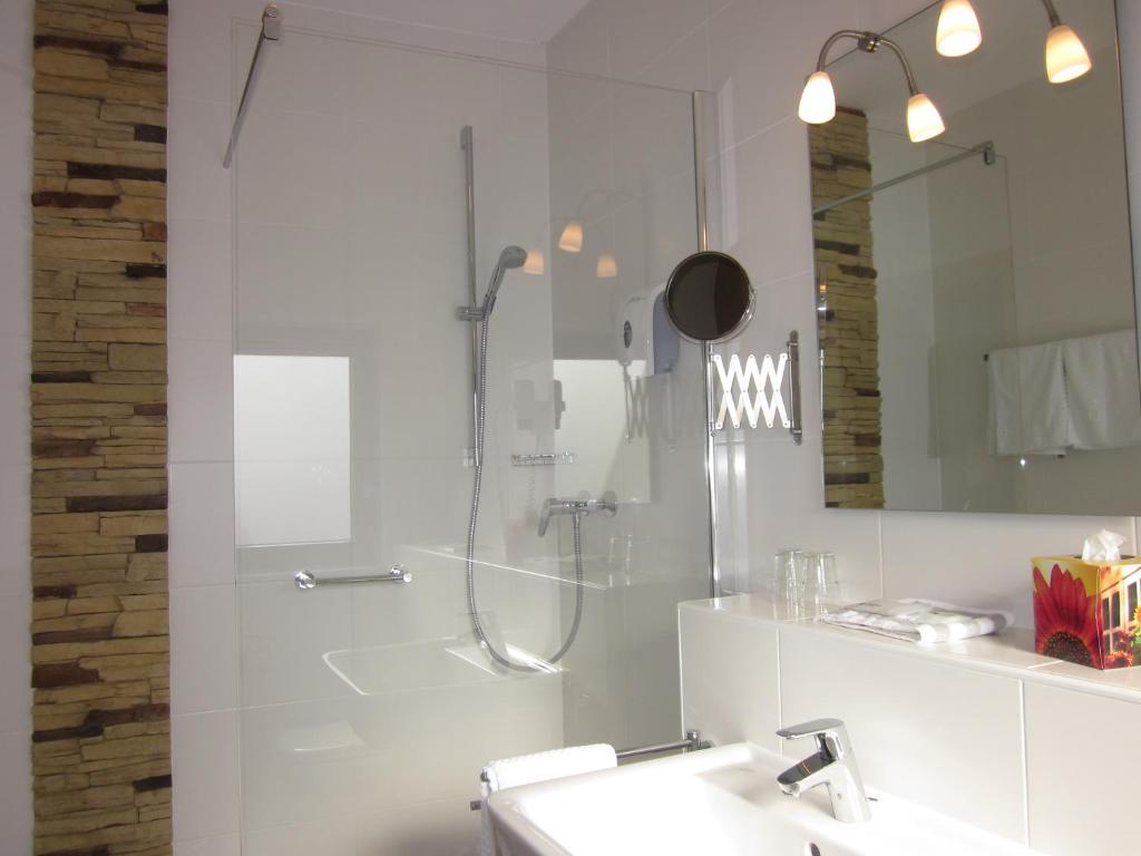 Der Schuetzenhof Hotel Bad Neuenahr-Ahrweiler Ngoại thất bức ảnh