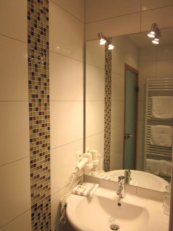 Der Schuetzenhof Hotel Bad Neuenahr-Ahrweiler Ngoại thất bức ảnh
