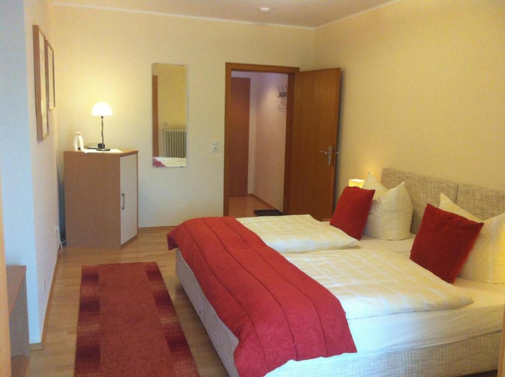 Der Schuetzenhof Hotel Bad Neuenahr-Ahrweiler Phòng bức ảnh